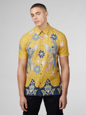 Ben Sherman Signature Abstract Botanical Print Shirts Yellow | 1825937-DJ